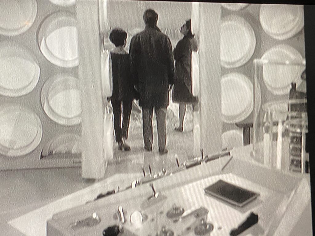 Susan, Ian and Barabara leave the Tardis to discover an alien sky